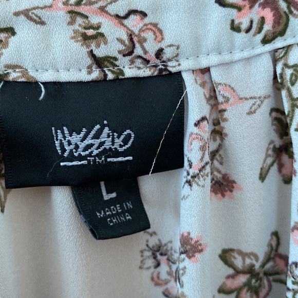 Mossimo light blue floral top L - Picture 3 of 5